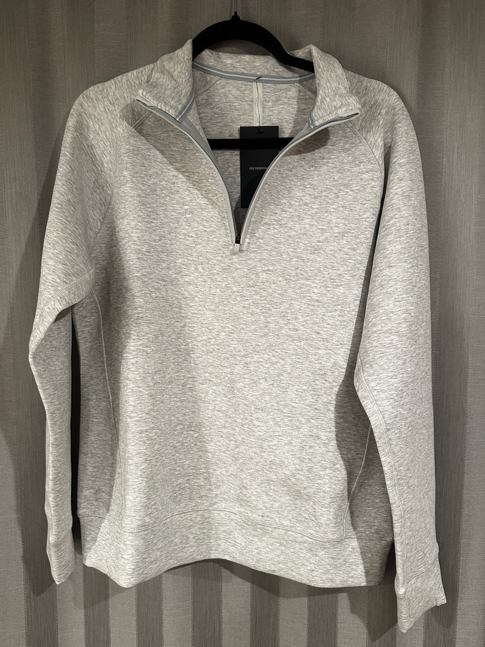 NWT Ten Thousand Men's Recover Mock Neck Quarter Zip - Size M